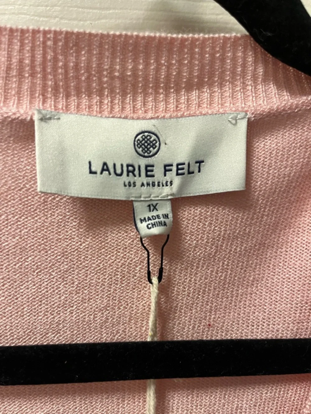 Laurie Felt Lightweight Pink Cashmere Blend Cardigan w/Red Floral‎ Accent 1X NWT